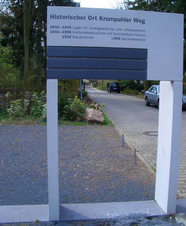 GS-160.JPG - Eingang zur Gedenkstätte in Berlin-Tegel